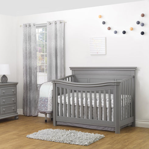 Sorelle Finley Lux Flat Top Crib