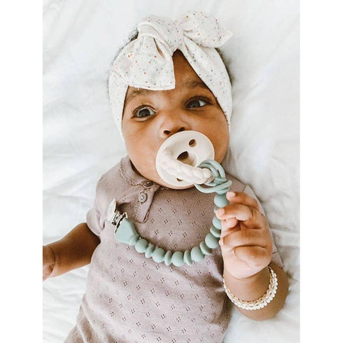 Itzy Ritzy - Sweetie Strap™ Silicone One-Piece Pacifier Clips