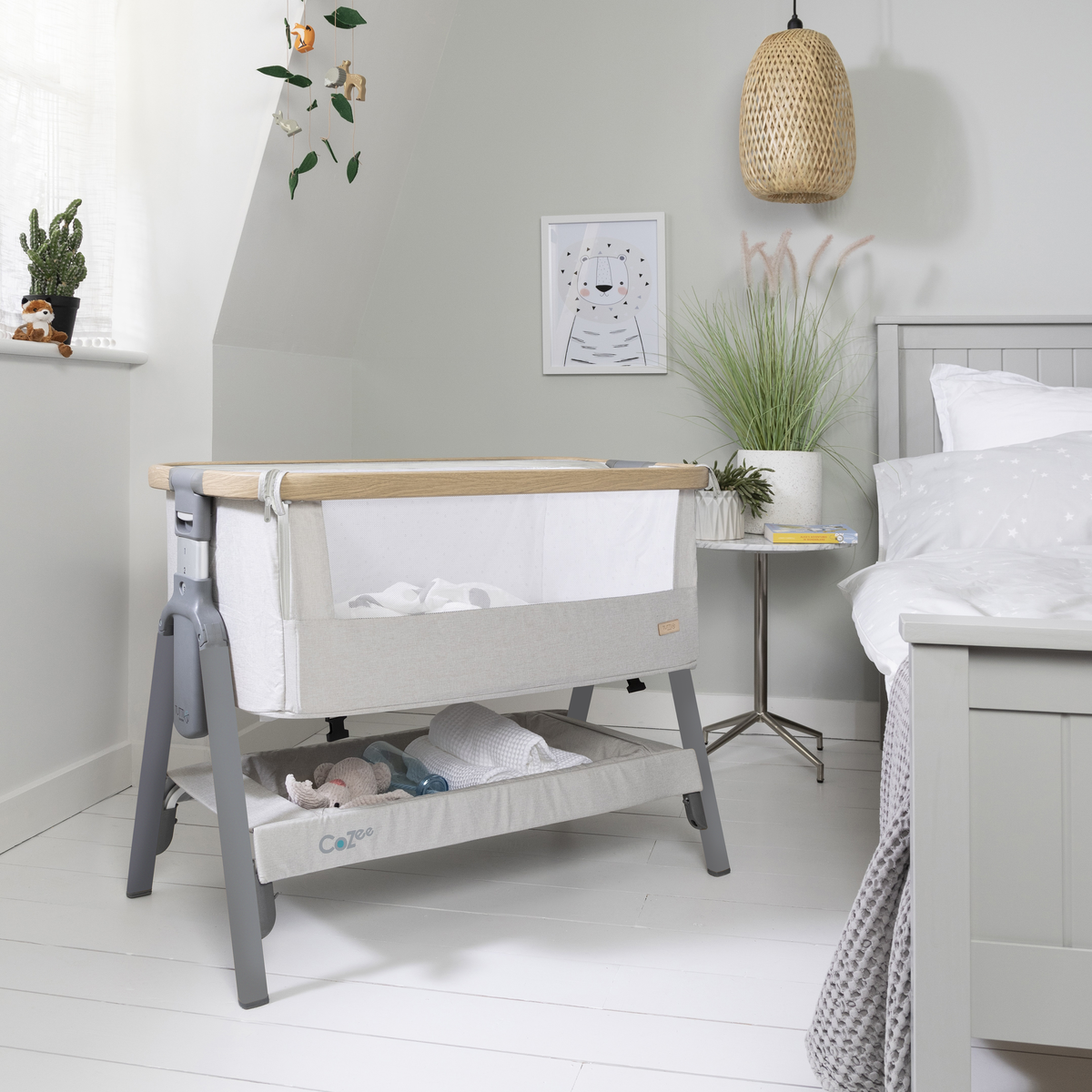 Tutti Bambini CoZee Bassinet Bedside Sleeper Twinkle Baby Boutique