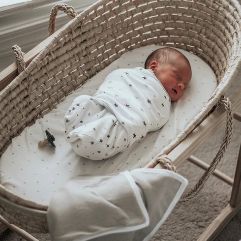 Ely's & Co. Adjustable Swaddle Wrap