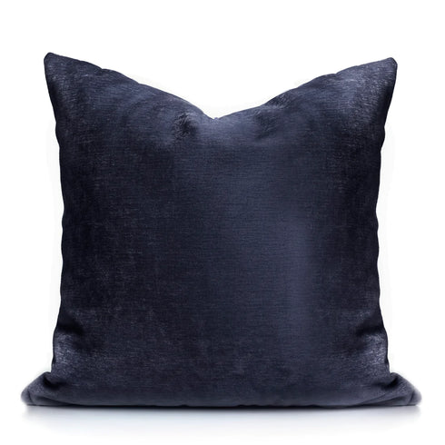 Oilo Velvet Pillow